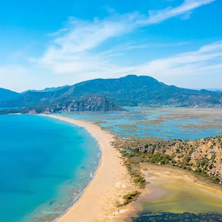 Villa Melek Paradise *